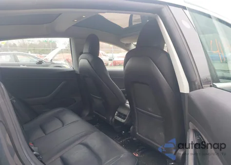 2019 Tesla Model 3 Long Range/Performance из США, поврежденный, VIN 5YJ3E1EB6KF209925